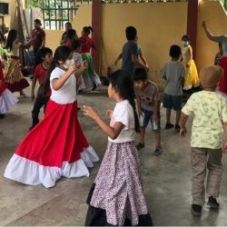 ESCUELA DE DANZAS Y MUSICA