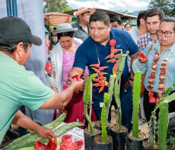 LA-FERIA-DE-LA-LECHE-Y-SUS-DERIVADOS-LE-DIO-UN-BUEN-IMPULSO-A-LA-ECONOMIA-DE-CAMPO-PAJOSO-8