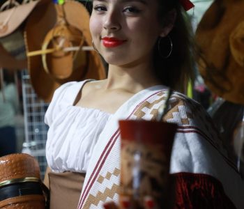 LA-FERIA-DEL-DIA-DEL-ARTESANO-6