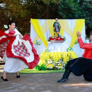 LA-IMAGEN-DE-SAN-PEDRO-APOSTOL-LLEGA-AL-GOBIERNO-AUTONOMO-REGIONAL-DEL-GRAN-CHACO-9 LA-IMAGEN-DE-SAN-PEDRO-APOSTOL-LLEGA-AL-GOBIERNO-AUTONOMO-REGIONAL-DEL-GRAN-CHACO-9